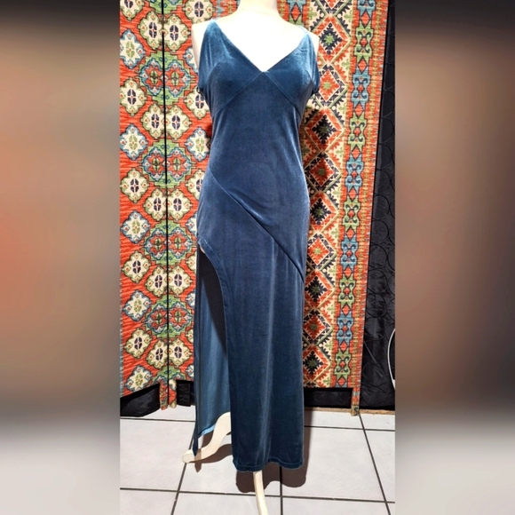 FOREVER 21 DRESS - Picture 1 of 5